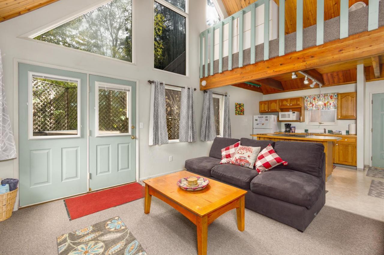 Snowbird Chalet #8 Girdwood Eksteriør bilde